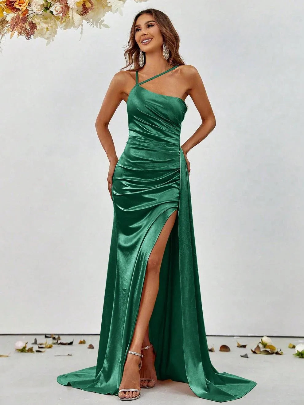 Sleek Mermaid Gown with Asymmetric Neckline - Elonnashop